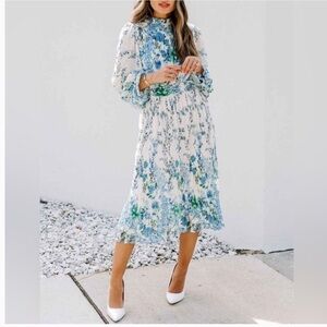 VICI Blue & White Floral Hydrangea High Neck Pleated Plisse Midi Dress Sz‎ Lg